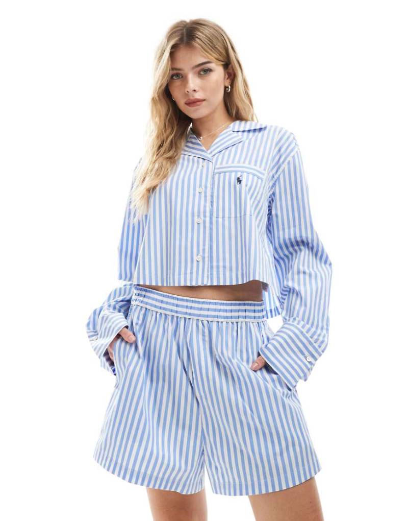 Polo Ralph Lauren - Gestreifter Pyjama in Blau, bestehend aus Cropped-Hemd und Boxershorts von Polo Ralph Lauren