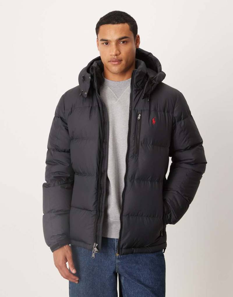 Polo Ralph Lauren - Gorham - Isolierte Daunen-Pufferjacke in Schwarz mit Markenlogo von Polo Ralph Lauren