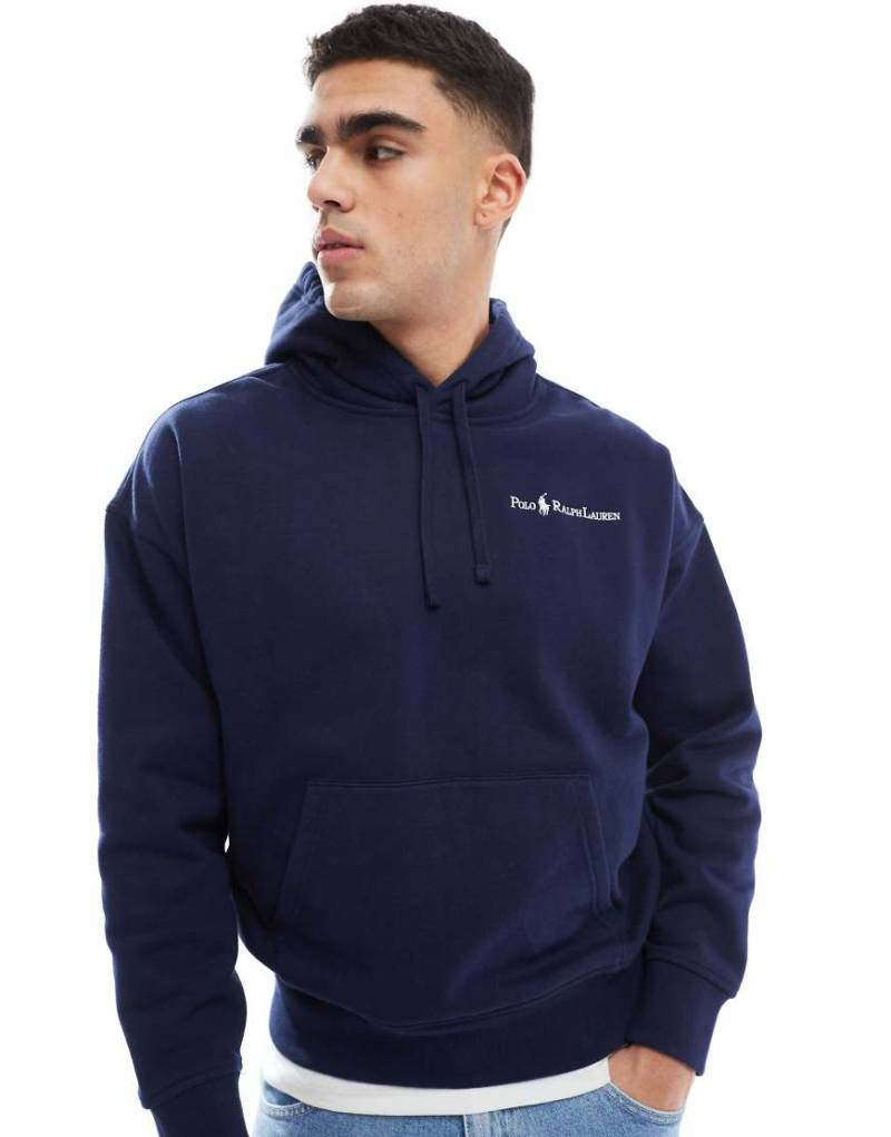 Polo Ralph Lauren - Locker geschnittener, schwerer Oversize-Kapuzenpullover aus Fleece in Marineblau mit Polospieler-Schriftzug von Polo Ralph Lauren