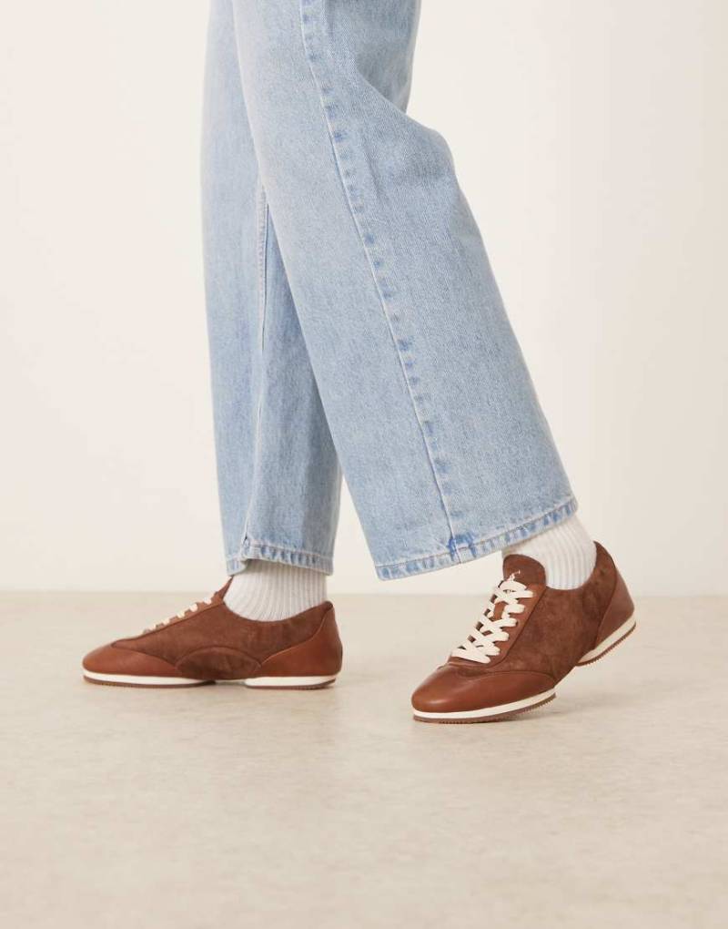 Polo Ralph Lauren - Pony - Ballerina-Sneaker in Braun-Brown von Polo Ralph Lauren