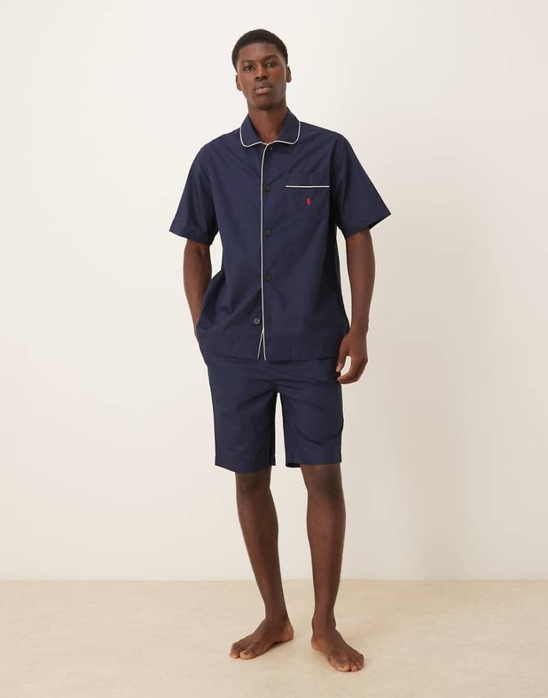 Polo Ralph Lauren - Pyjama-Set in Marineblau, bestehend aus kurzärmligem Hemd und Shorts von Polo Ralph Lauren