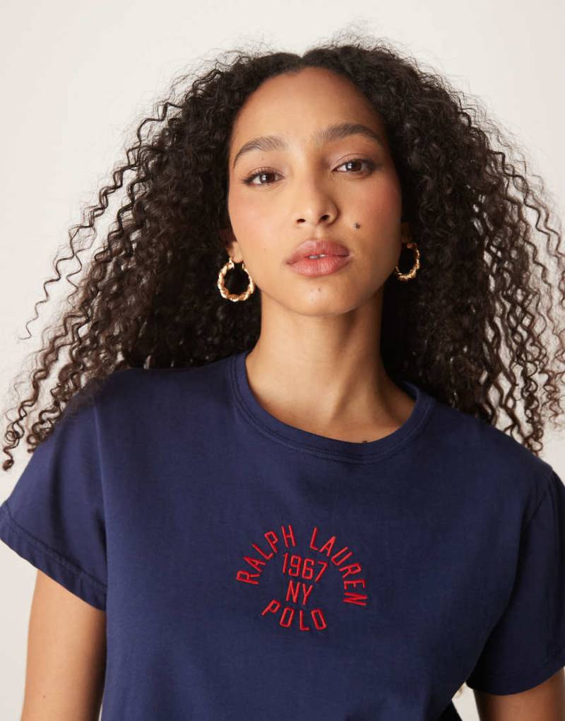Polo Ralph Lauren - Schmales T-Shirt in Blau mit Logo auf der Brust-Marineblau von Polo Ralph Lauren