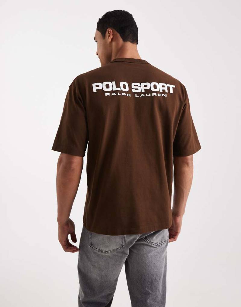 Polo Ralph Lauren - Sport - Relaxed-Fit-T-Shirt in Braun mit Rückenprint-Brown von Polo Ralph Lauren