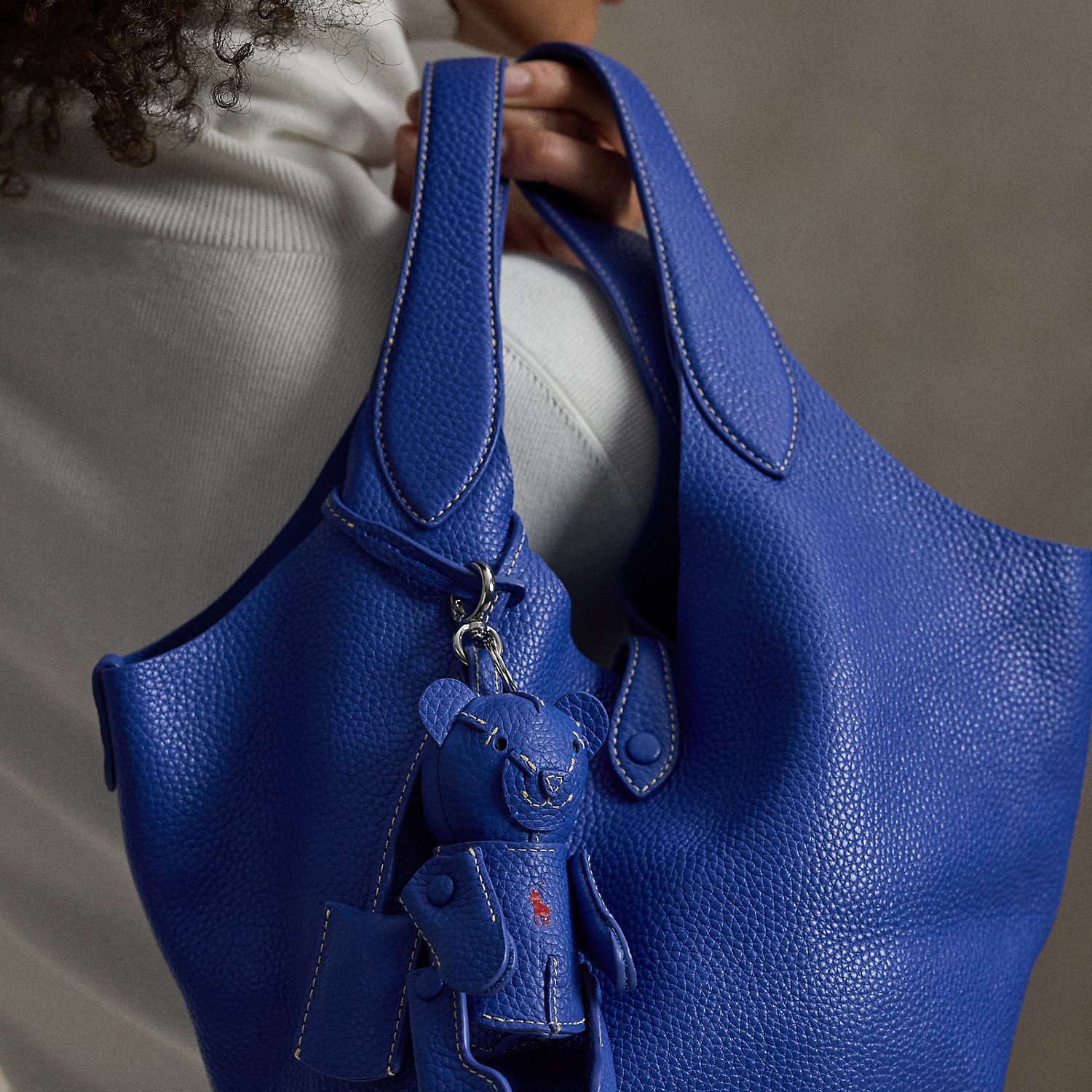 Taschenanhänger aus Leder mit Polo Bear von Polo Ralph Lauren