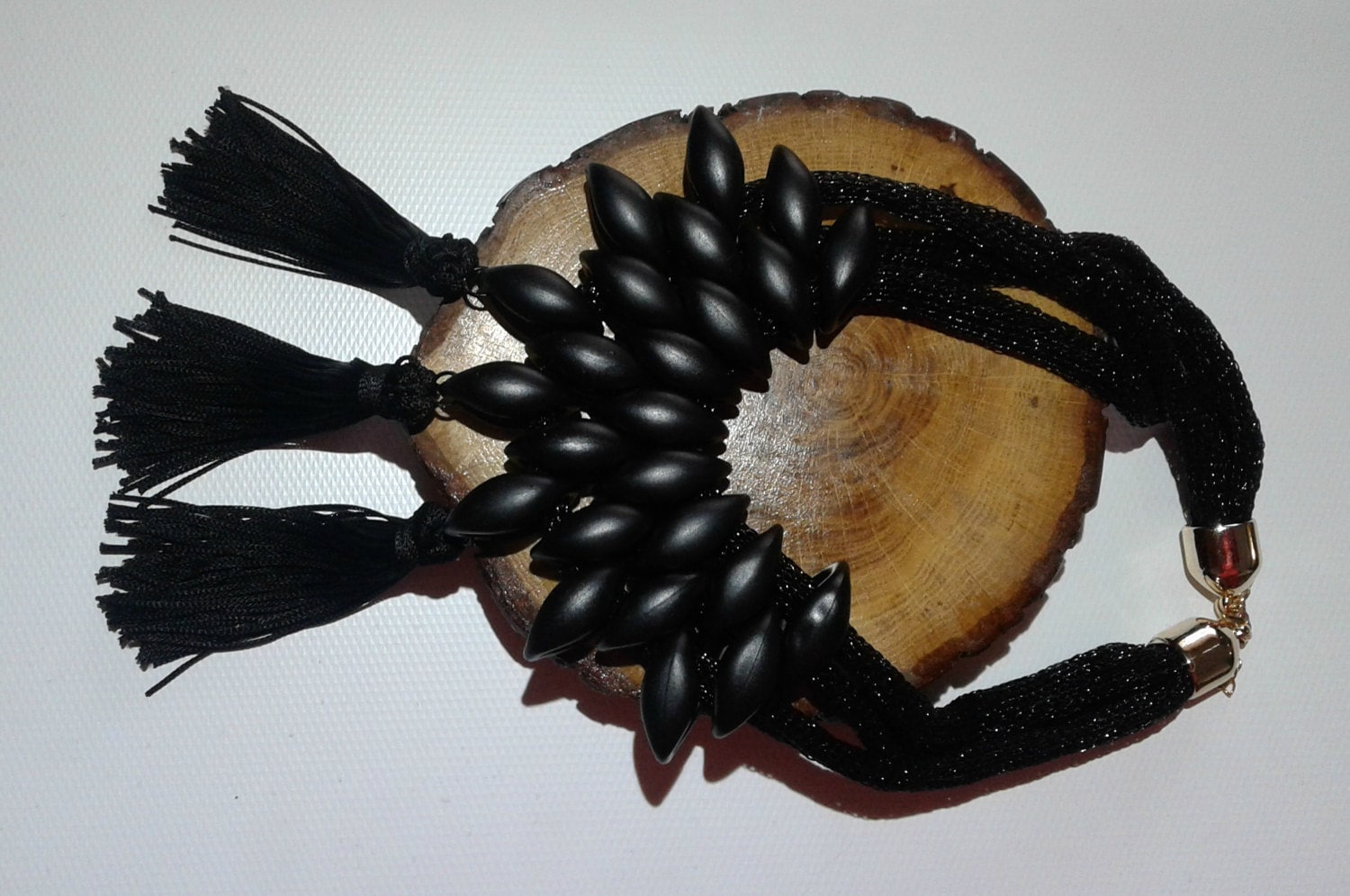 Große Insgesamt Schwarze Bib Statement Anhänger Halskette, Quaste Schmuck, Handgemachte Weiche Kette, Geschenk Für Sie Große Insgesamt Schwarze Bib Statement Anhänger Halskette, Quaste Schmuck, Handgemachte Weiche Kette, Geschenk Für Sie von Polumia