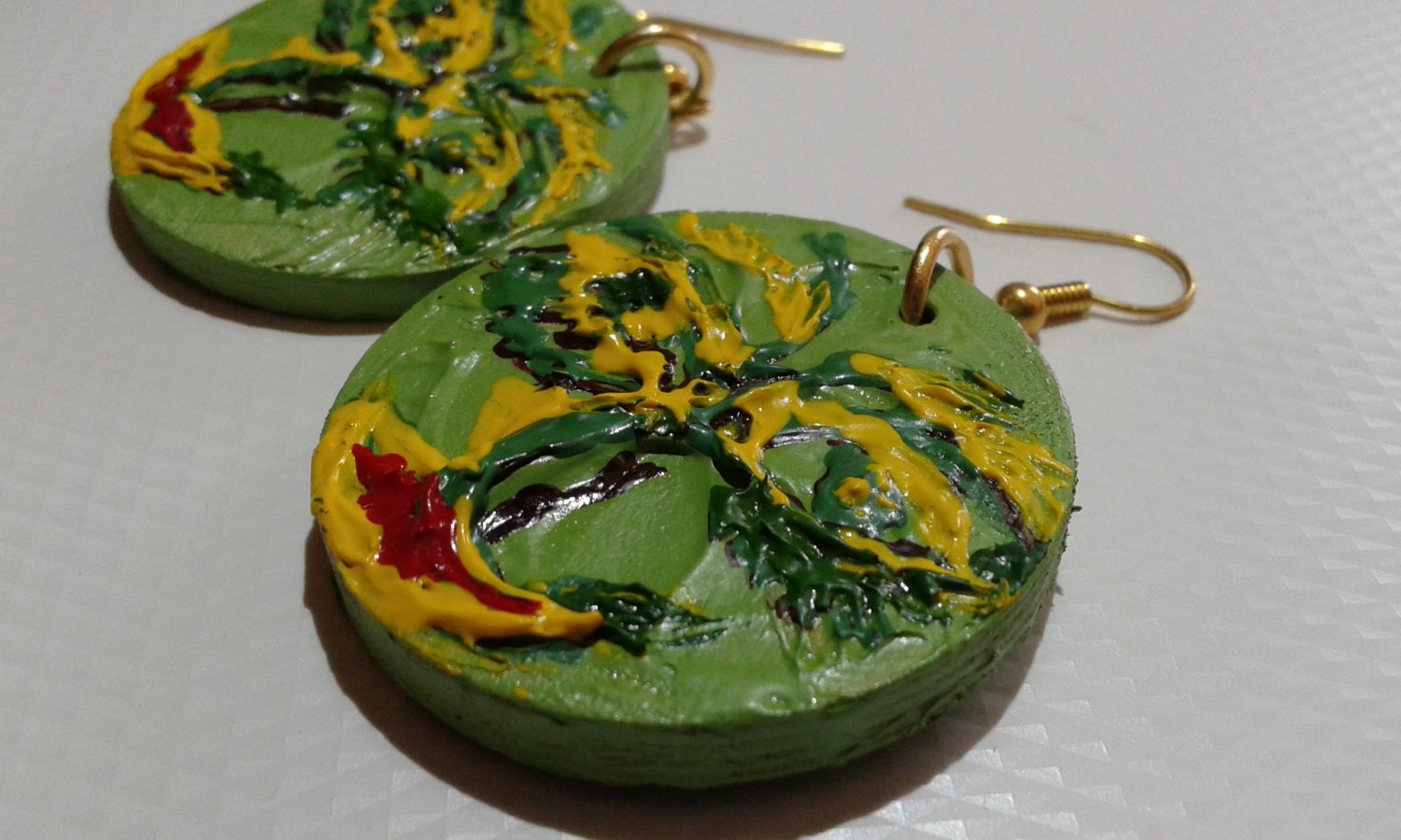 Grüne Ohrringe, Original Malerei Auf Holz, Acrylfarbe, Äußerst Speziellen Schmuck, Holz Bemalt Schmuck Blumen Schmuck-Unikate von Polumia