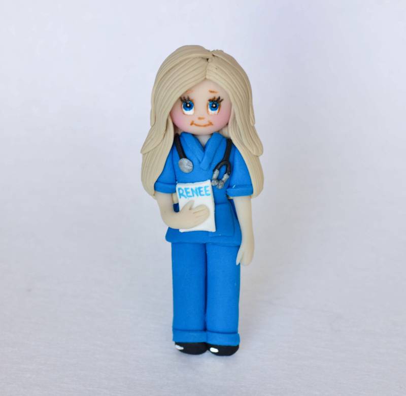 Süße Krankenschwester Brosche/Handgemachte Polymer Clay Schmuck von PolymerClayGiftsShop