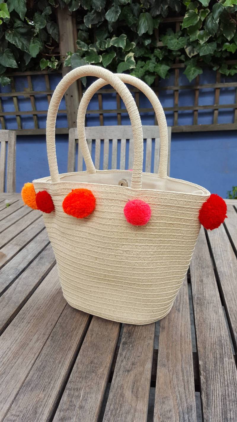 Bommel Trim Natürliche Farbige, Kurze Gehandhabt Korb von PomPomPerfect