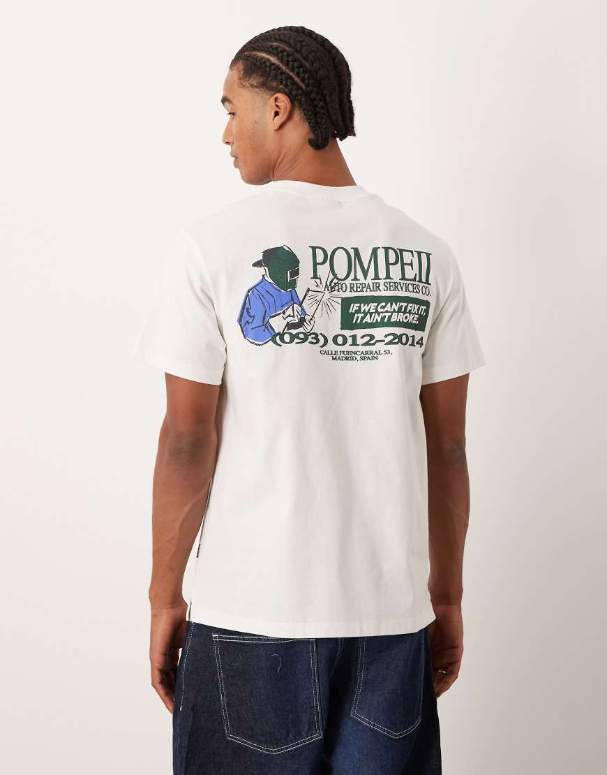 Pompeii - Regular-Fit-T-Shirt in Weiß mit Grafik-Logo und Rückenprint von Pompeii UK