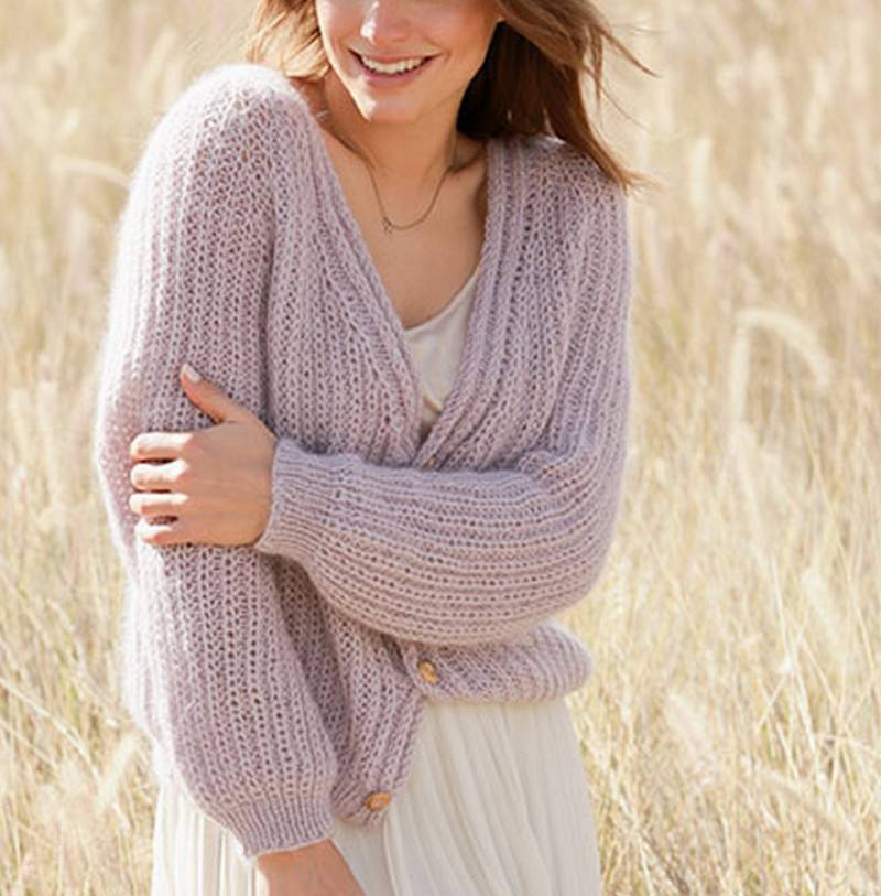 Handgestrickte Alpaka Strickjacke - Lavendel Gerippter V-Ausschnitt, Xs-Xxl von PonchoShawlScarves