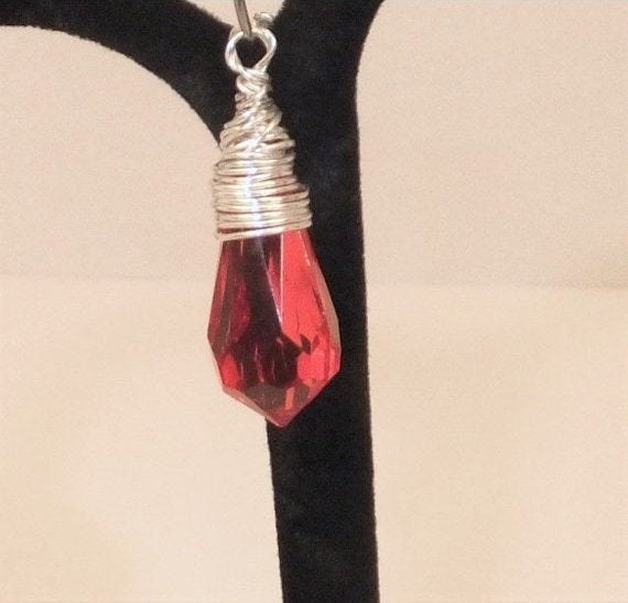 Handmade Tropfen Anhänger Pink Teardrop Hochwertige Glas Facettierte Perlen Versilbert Charm Bag Charms von PondercraftUS