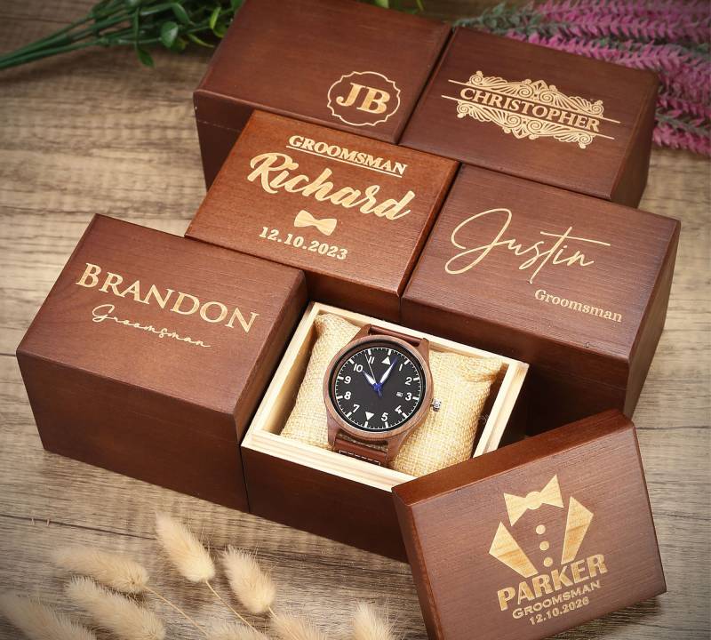 Personalisierte Holzuhrenbox, Uhrenbox Aus Holz Mit Gravur, Benutzerdefinierte Groomsman Geschenkbox, Trauzeuge Herrengeschenkbox, Brautjungfer von PongsArt