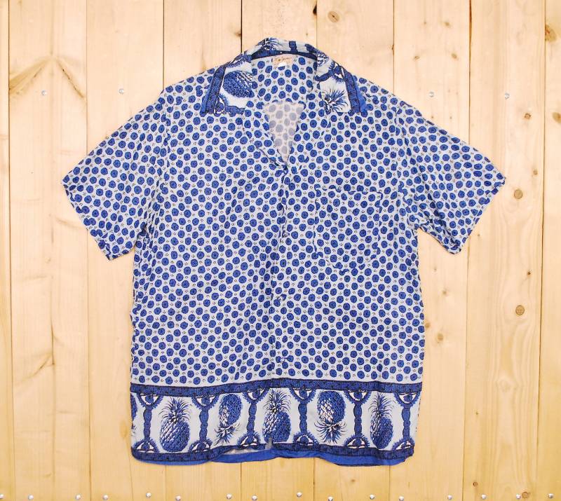 Jahrgang 1930 Alle Silk Hawaiian Shirt/Mcinerny Honolulu Pinapples Print Cowpunk Rockabilly Retro Sammlerstück Selten von PontiacDryGoods