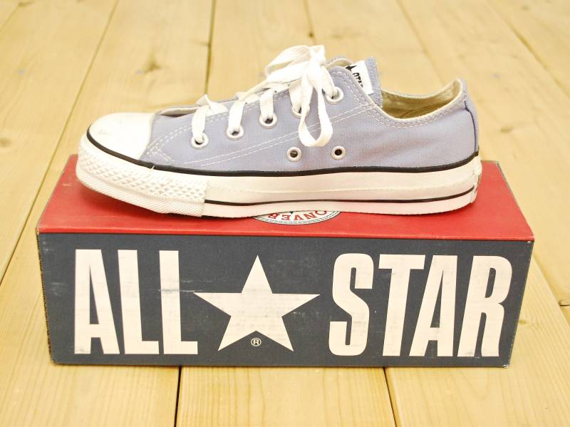 Vintage 1990Er Deadstock Purple Cloud Converse Chuck Taylor Lo-Top Sneaker/Größe 4 Made in U.s.a. Retro Sammlerstück Selten von PontiacDryGoods