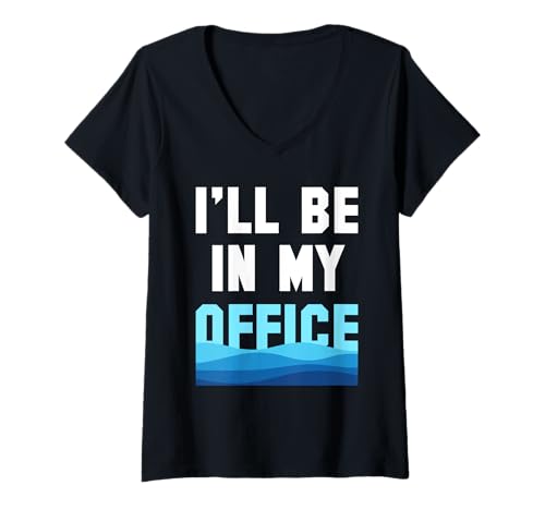 Damen Ill Be In My Office Pool Guy Pool Cleaner T-Shirt mit V-Ausschnitt Damen Ill Be In My Office Pool Guy Pool Cleaner T-Shirt mit V-Ausschnitt von Poolreinigung Poolpfleger Designs