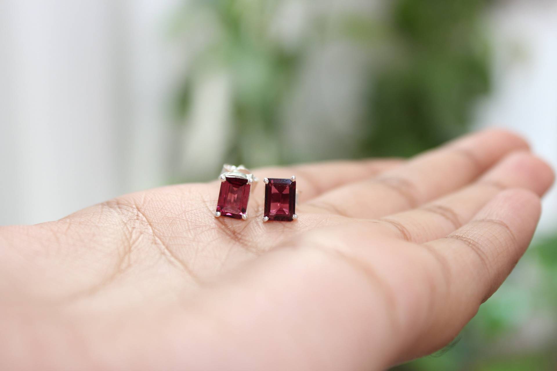 Rhodolith Granat Ohrstecker Oktagon 925 Sterling Silber von PoonamArtsNJewels