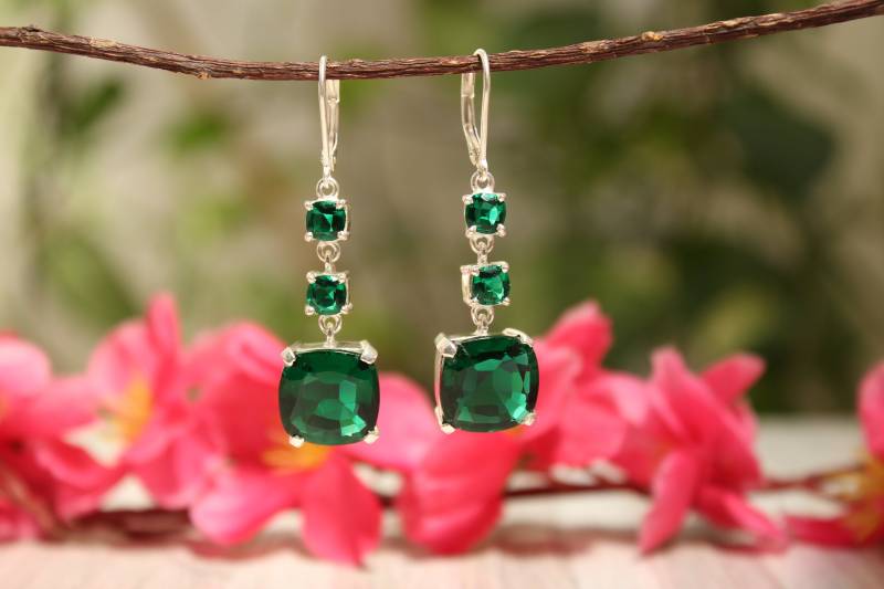 Smaragd Kissenschliff Ohrringe 925 Sterling Silber Klappbrisur von PoonamArtsNJewels