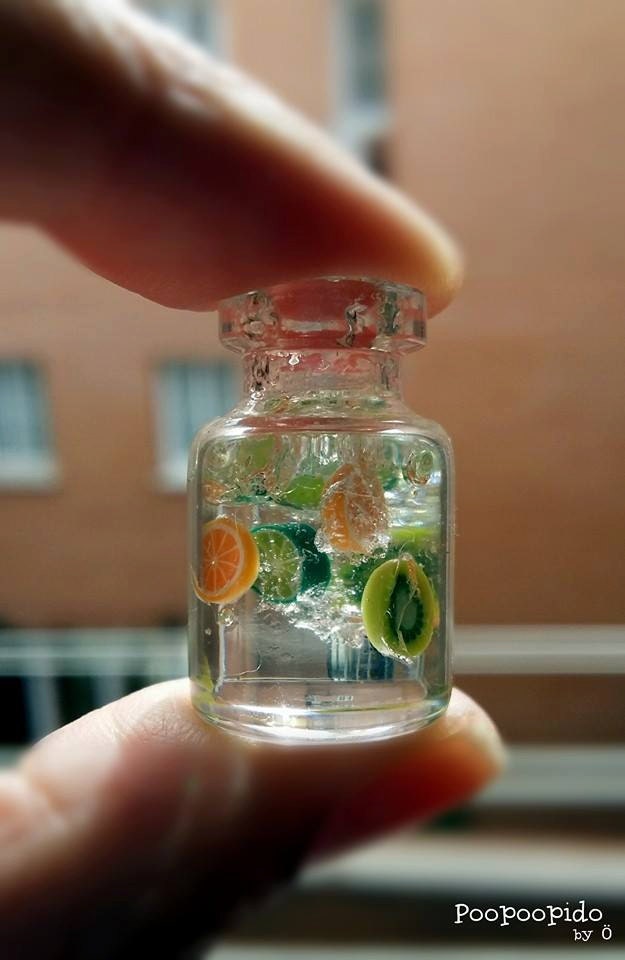 Halskettenglas Halskettenglas von Poopoopido