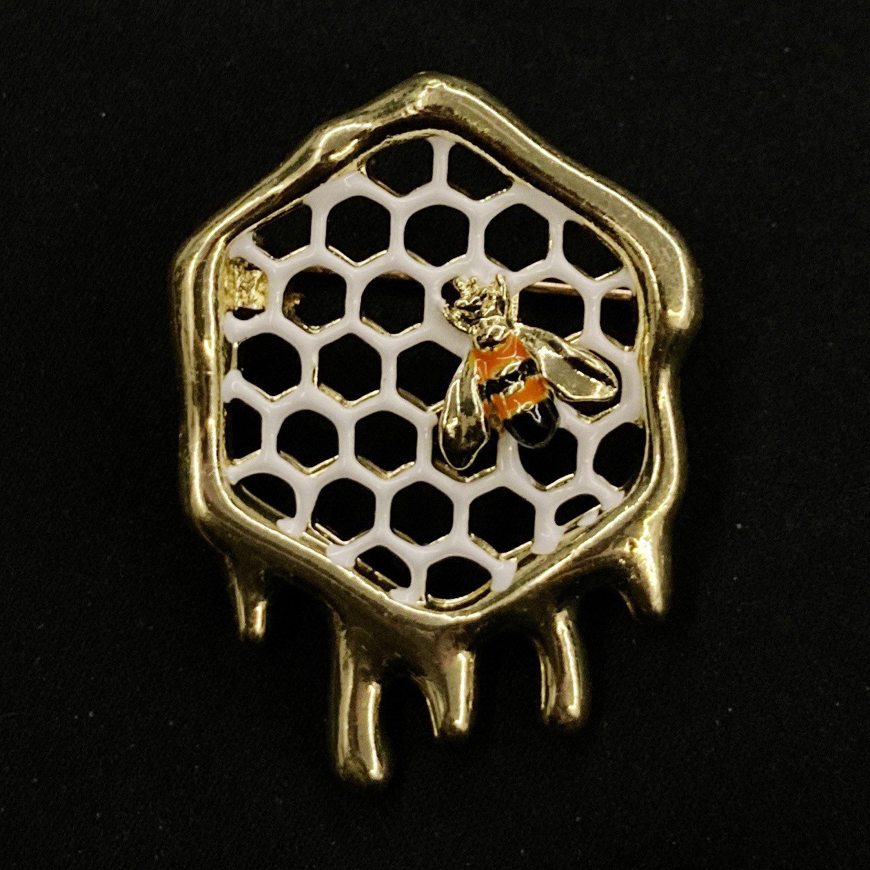 Bienenbrosche, Honigkamm, Bienenstock, Gelbe Biene, Schwarz Honigbiene, Hummel, Bienennadel, Insektennadel, Bienenschmuck von PopBangBoom