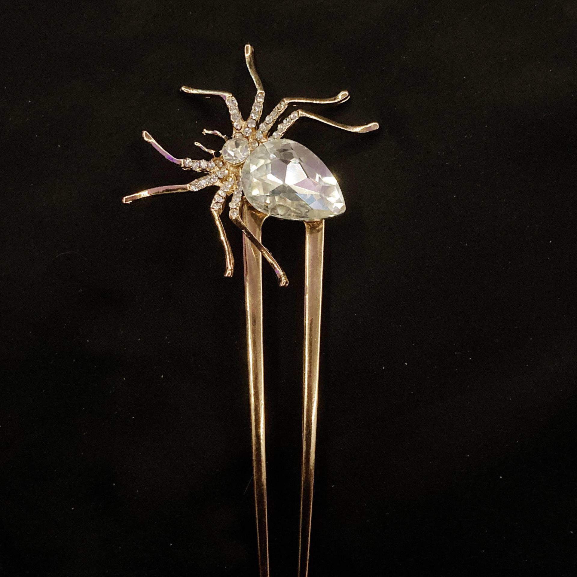 Gold Spinne, Spinne Haarnadel, Goth Schmuck, Weiße Arachnid Entomologie Haarnadel von PopBangBoom