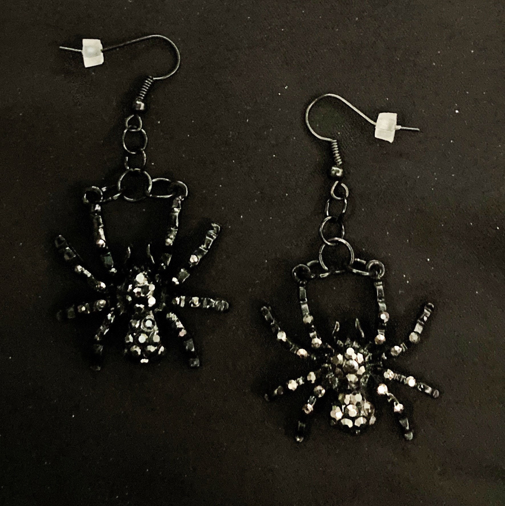 Spinnen Ohrringe, Schwarze Spinne, Goth Spinnenschmuck, Spinnenschmuck, Halloween Spinnen, Schmuck, Vogelspinne von PopBangBoom