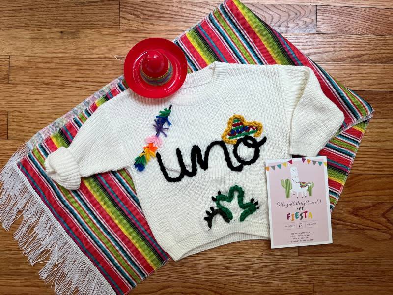 Erster Fiesta-Geburtstags-Party-Pullover Erster Fiesta-Geburtstags-Party-Pullover von PopTopandCo