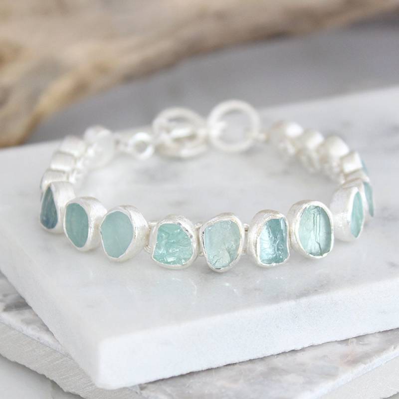 Handgemachter Roh Aquamarin Sterling Silber Armband - März Geburtsstein von PoppySilverJewellery