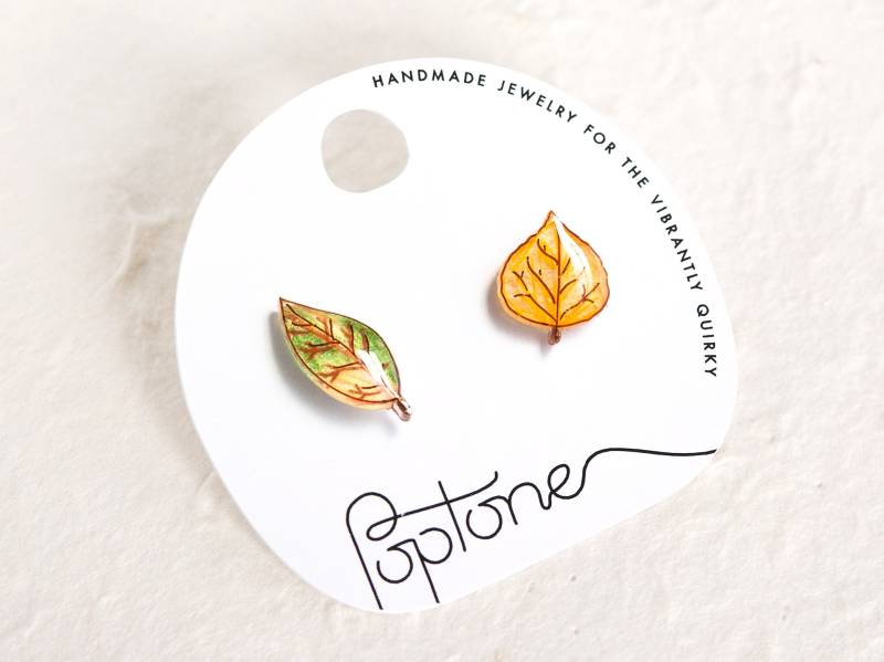 Fallen Blatt Ohrringe, Herbst Nicht Übereinstimmende Ohrstecker, Schmuck, Blätter Ohrringe von Poptone