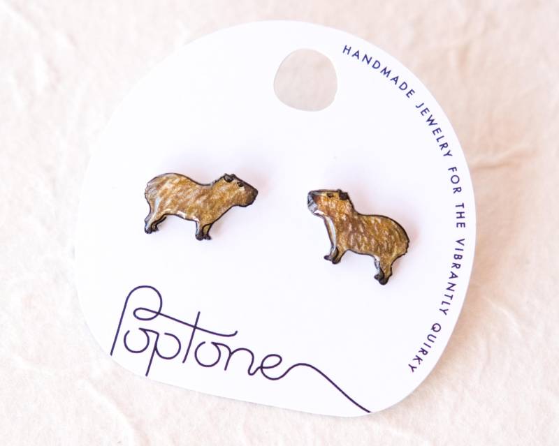 Niedliche Capybara Tier Ohrstecker von Poptone
