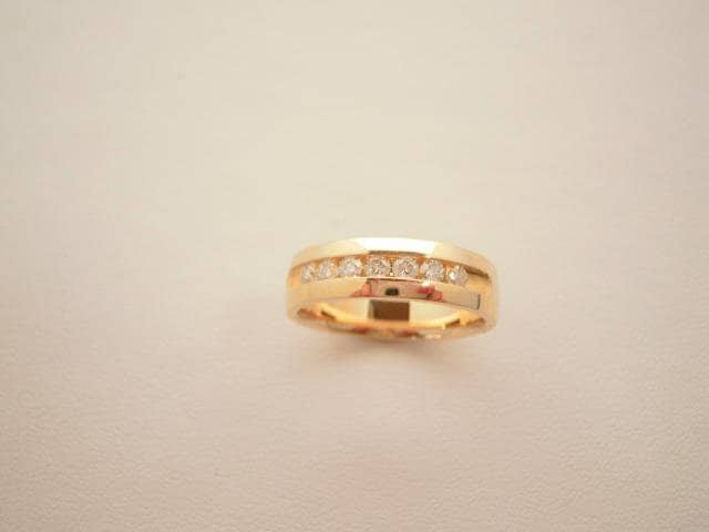 14 K Gelbgold 8 Mm Comfort Fit Channel Weiße Runde Diamant Ehering von PopularGemsMiami