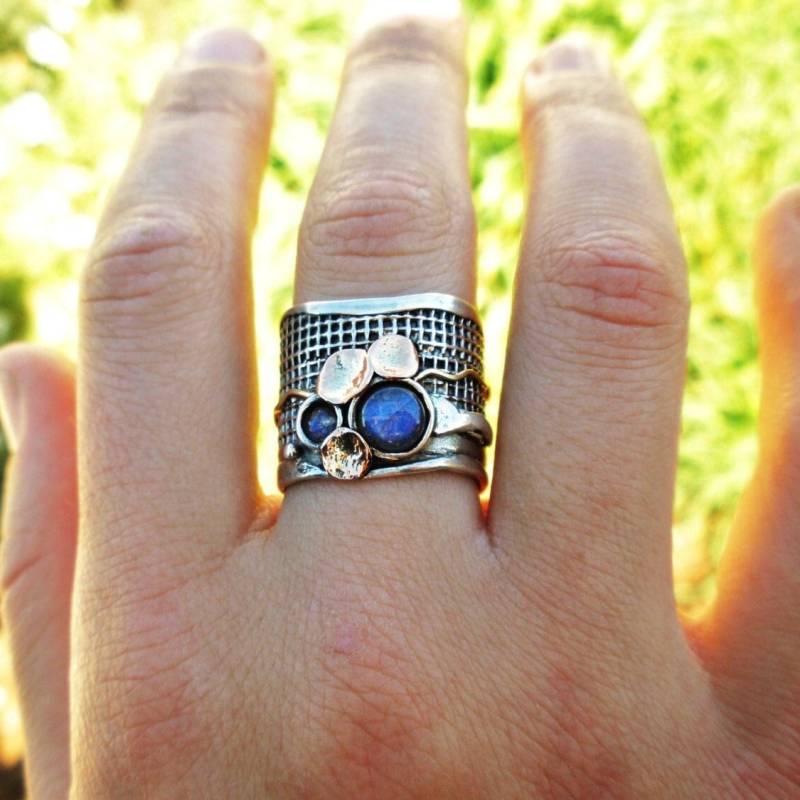 Breiter Labradorit-Ring Sterling Silber & 9K Gold von Porans