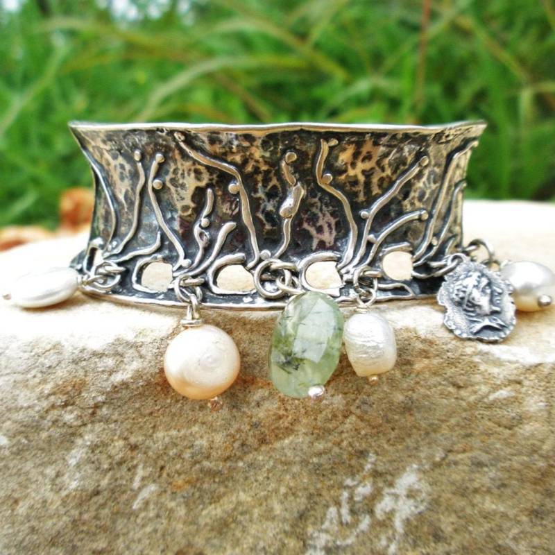 Silber Charm Perlen Manschette Armband Für Frauen von Porans