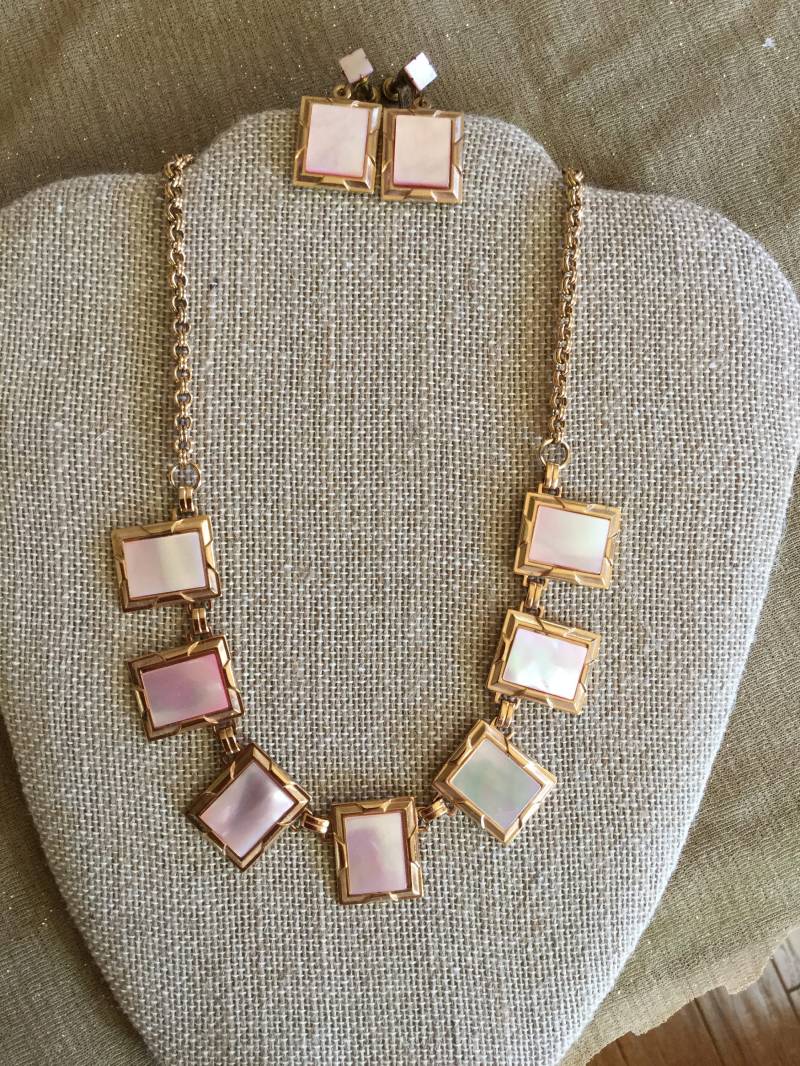 Vintage Unsigniert Eperin Leine Schillernden Gold Ton 16" Halskette & Schraube Zurück Ohrringe 3/4" von PorchesandPetunias