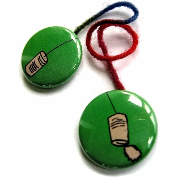 Blechdosen Und Twine 2Er Set Knöpfe Oder Magnete Blechdosen Und Twine 2Er Set Knöpfe Oder Magnete von PortlandButtonWorks