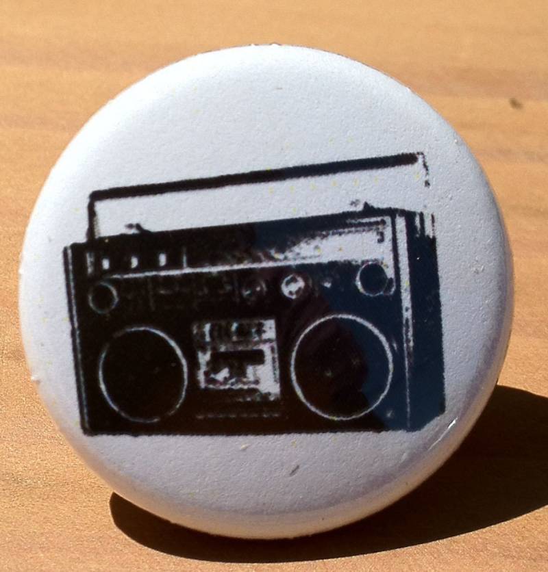 Boom Box - Knopf, Magnet Oder Flaschenöffner von PortlandButtonWorks