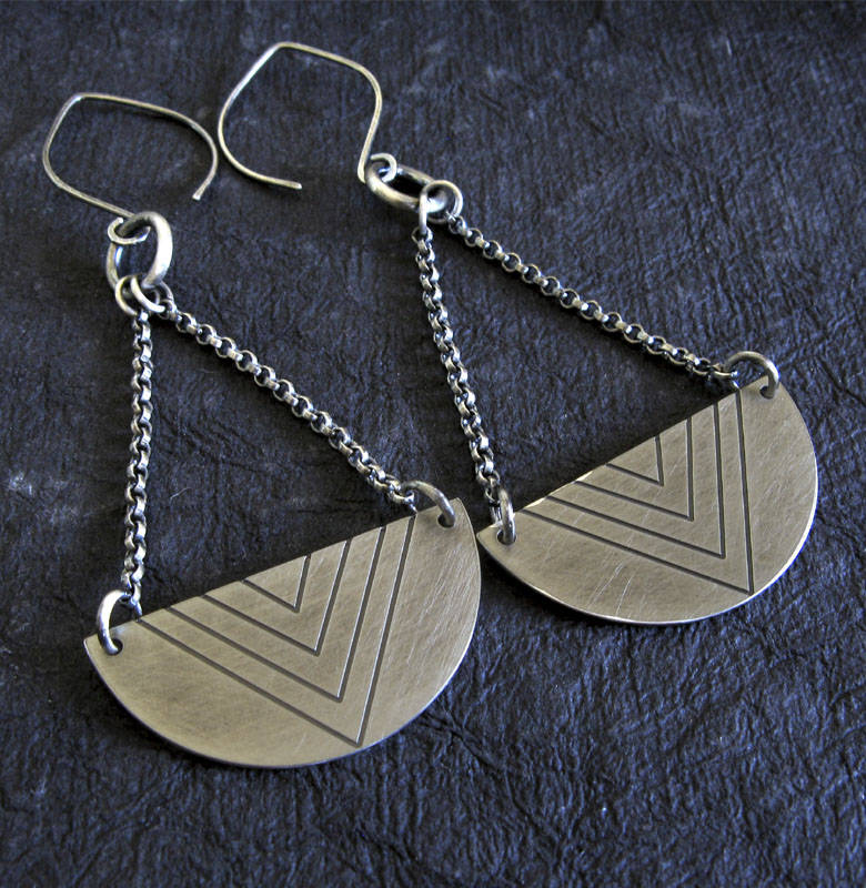 Boho Chevron Lange Halbkreis-Ohrringe Aus Antikisiertem Sterlingsilber Boho Chevron Lange Halbkreis-Ohrringe Aus Antikisiertem Sterlingsilber von PoseidonsBooty