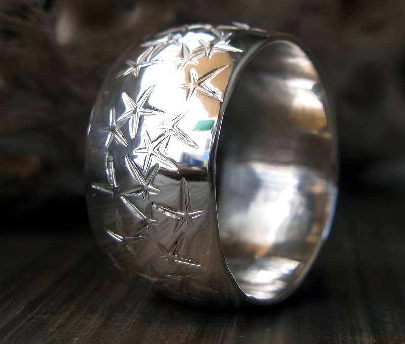 Breite 10 Mm Sterling Silber Seestern Ring Handwerkliche Band Breite 10 Mm Sterling Silber Seestern Ring Handwerkliche Band von PoseidonsBooty
