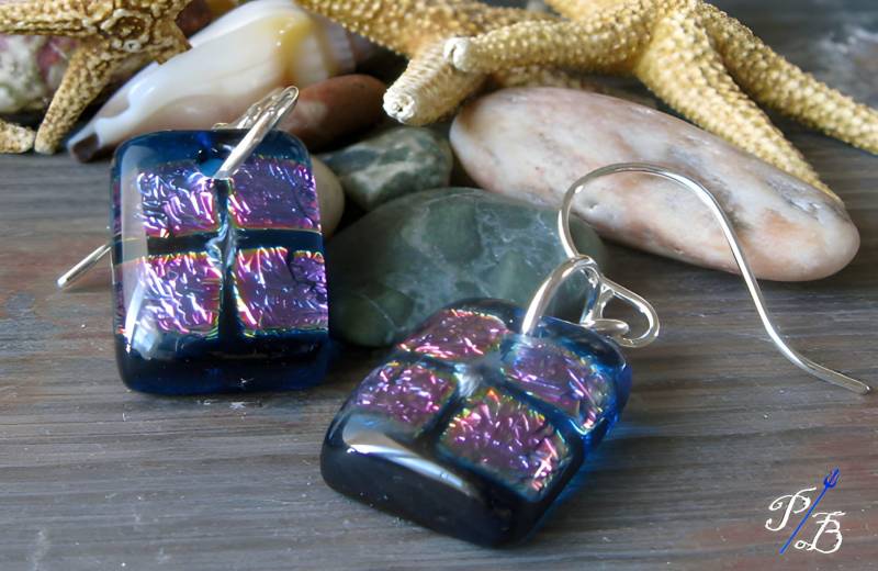 Fusing Glas Fliesen Ohrringe Transparent Aqua & Pink Dichroic Mit 925 Silber Fusing Glas Fliesen Ohrringe Transparent Aqua & Pink Dichroic Mit 925 Silber von PoseidonsBooty