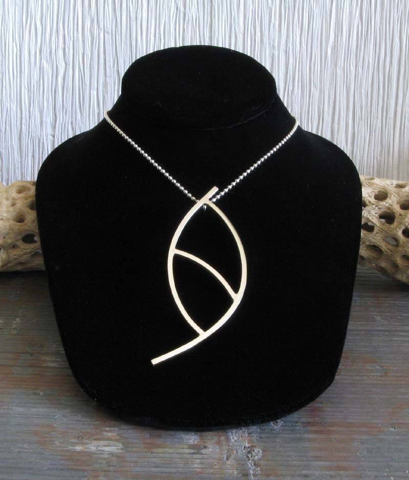 Handgemachte Sterling Silber Statement Kette Moderner Blatt Anhänger von PoseidonsBooty