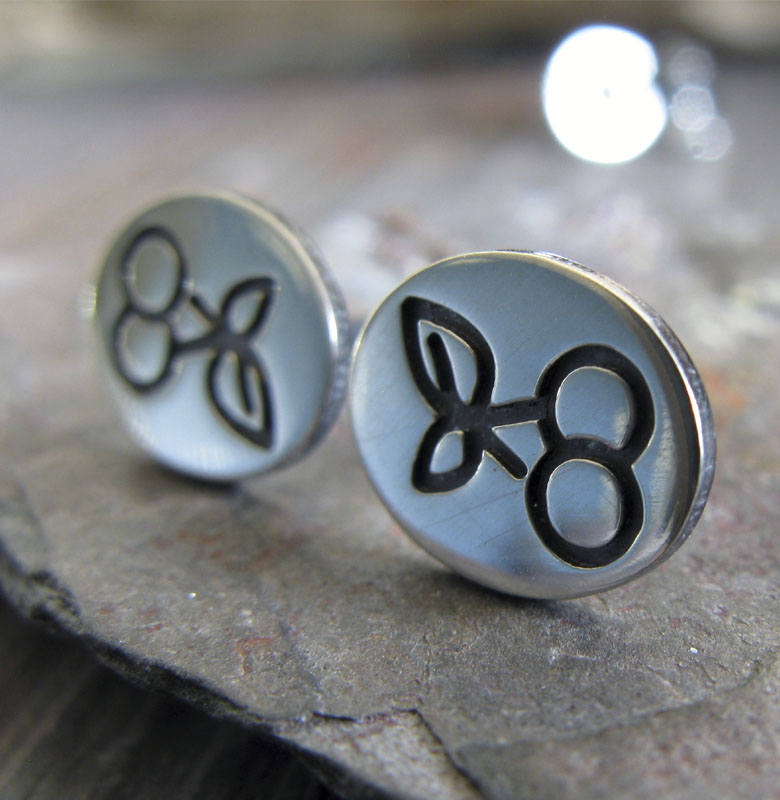Kirschen Rockabilly Ohrstecker Handgemacht in Sterling Silber von PoseidonsBooty