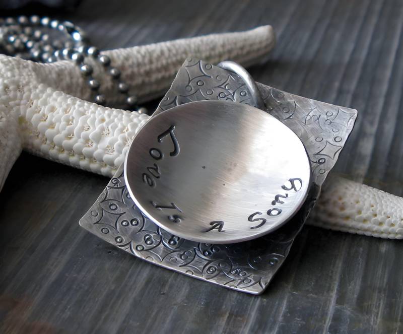 Handgestempelter Anhänger Aus 925Er Silber Personalisierter Rustikaler von PoseidonsBooty