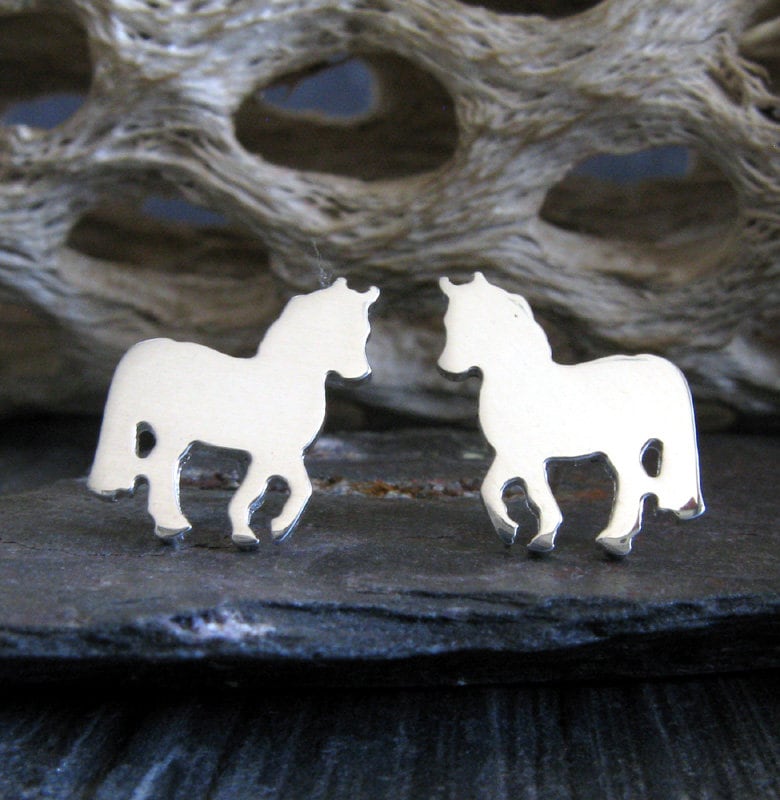 Pferd Pony Ohrstecker Handgemacht in Sterling Silber Oder 14K Gold Pferd Pony Ohrstecker Handgemacht in Sterling Silber Oder 14K Gold von PoseidonsBooty