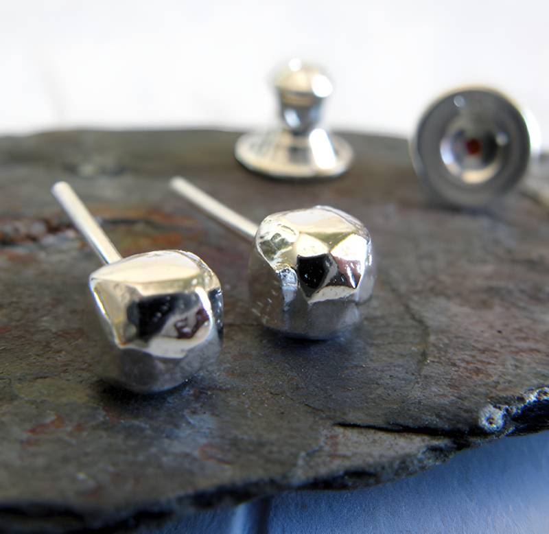 Rustikale Nugget-Ohrstecker Aus Sterlingsilber von PoseidonsBooty