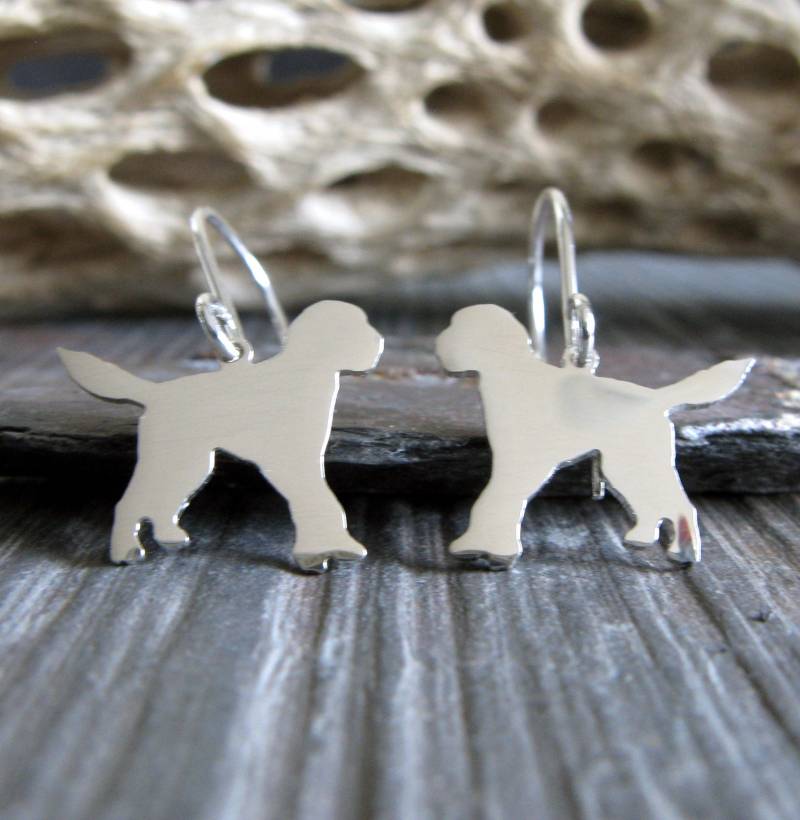 Zierliche Goldendoodle Hunde Ohrhänger in Sterling Silber Oder 14K Gold Zierliche Goldendoodle Hunde Ohrhänger in Sterling Silber Oder 14K Gold von PoseidonsBooty