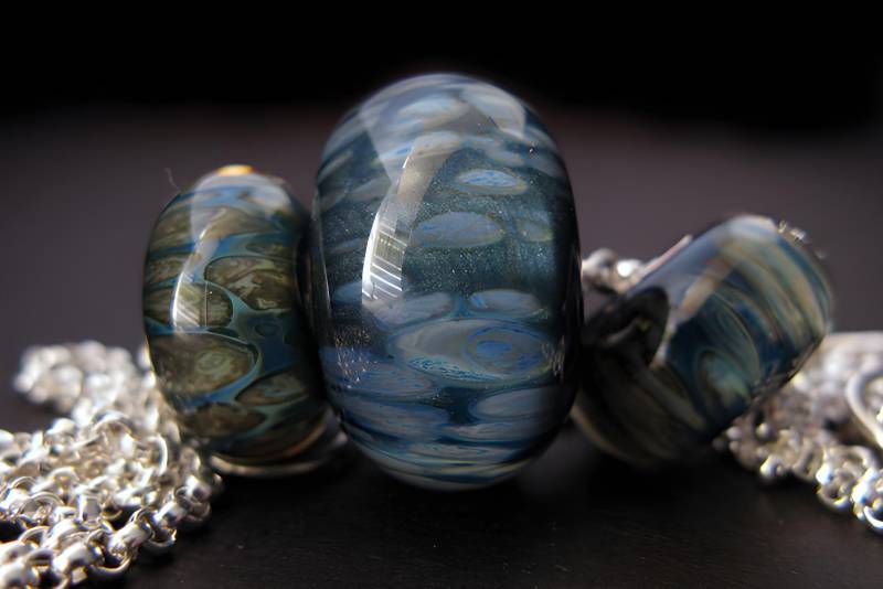 Boroglas Perlenkette Aus Sterling Silber Ocean Blues Rolo Kette Boroglas Perlenkette Aus Sterling Silber Ocean Blues Rolo Kette von PoseidonsBooty