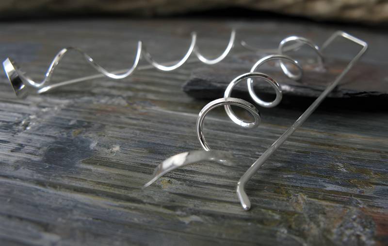 sterling Silber Oder 14K Gold Filled Spirale Ohrringe Handwerkliche Drahtarbeit Long & Lean von PoseidonsBooty