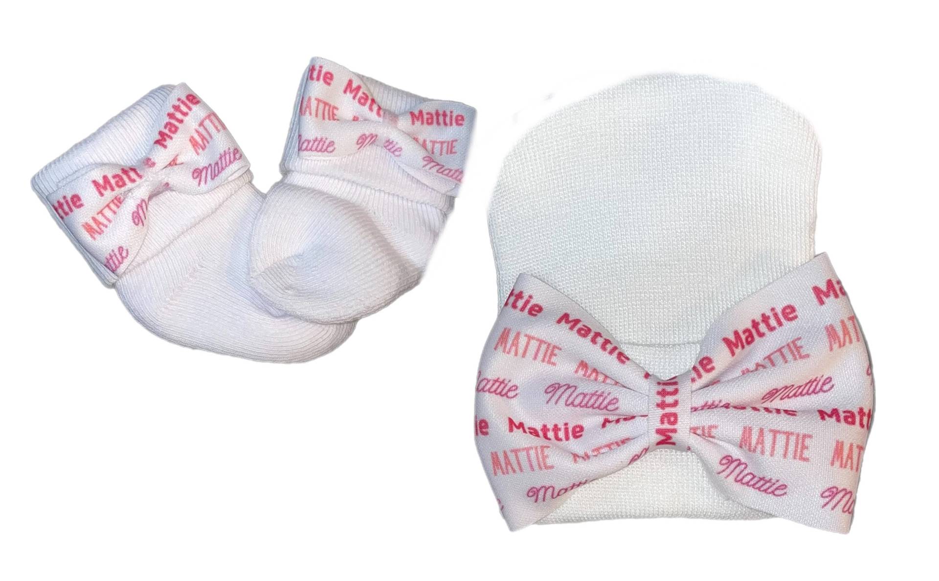 Mädchen Mütze Oder Stirnband Mit Namen Baby Schleife Custom Made Stoffschleife. Neugeborenen Krankenhaus Hut. Kleinkind Mütze. Exklusiv von PoshBabyLoves