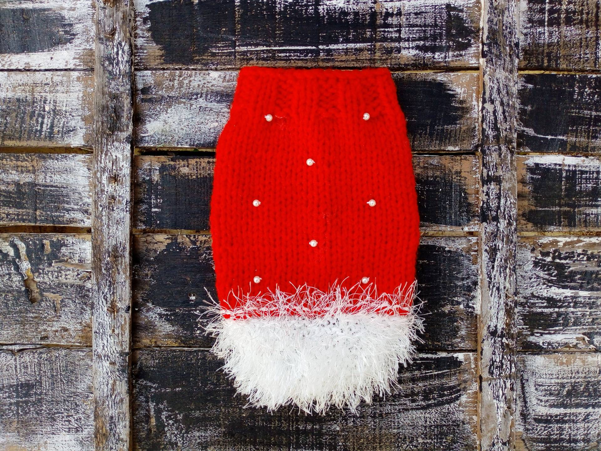 Roter Weihnachtshundepullover Stricken Sie Acryl Haustierpullover von PoshDogBoutique