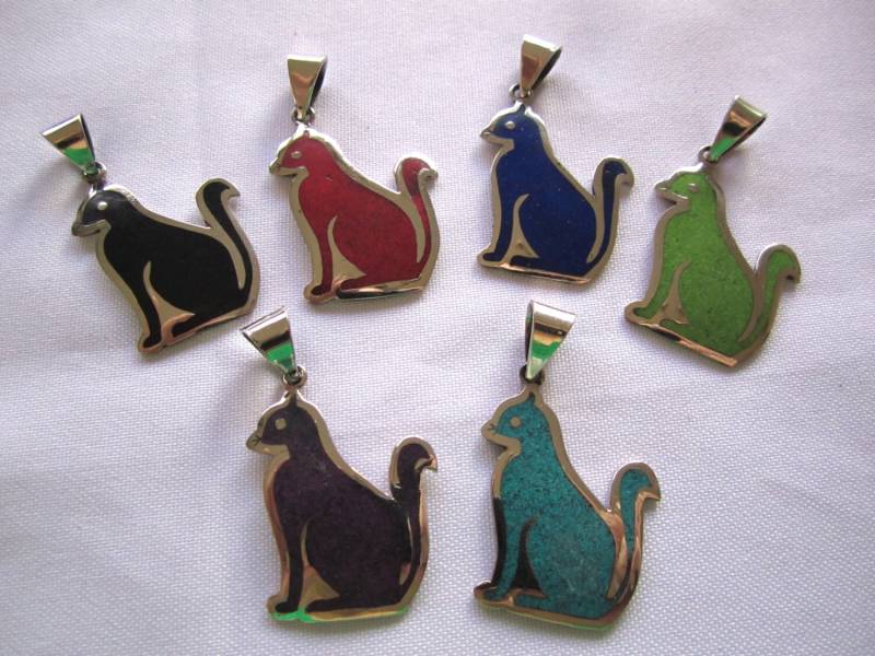 Katze - Handgefertigter Anhänger von PoshJewelsWorldwide