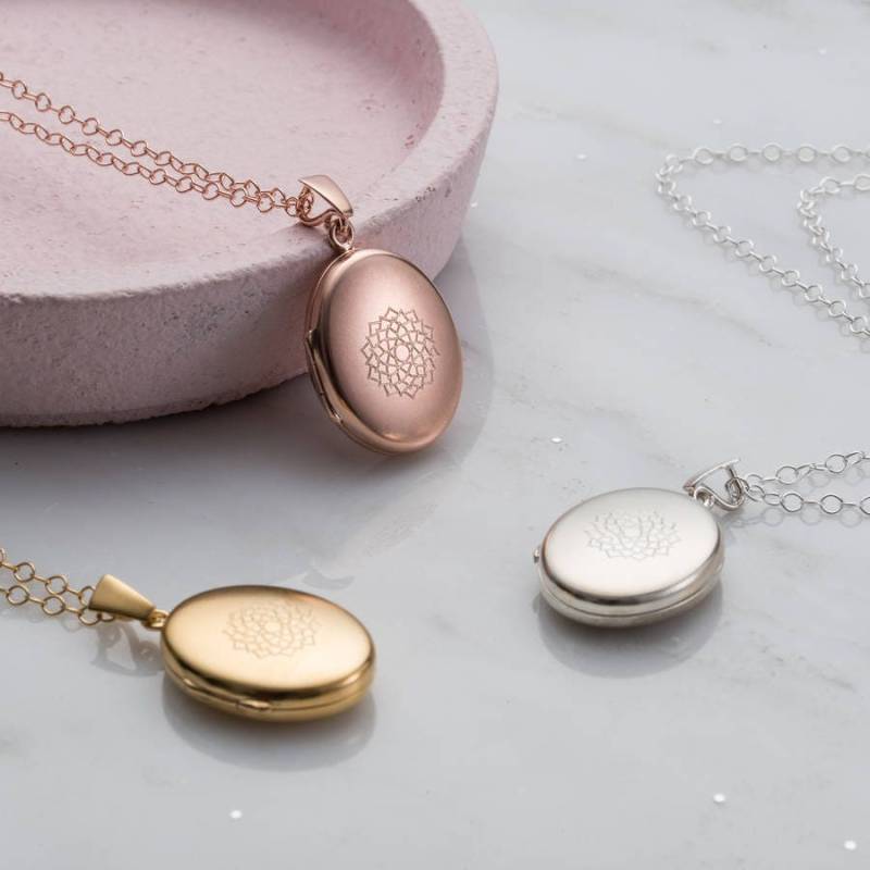 Chakra-Locket | Weihnachtsschmuck von PoshTottyDesigns